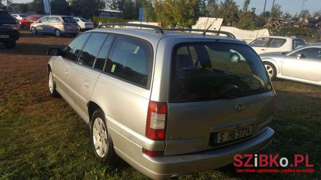 2001' Opel Omega photo #2