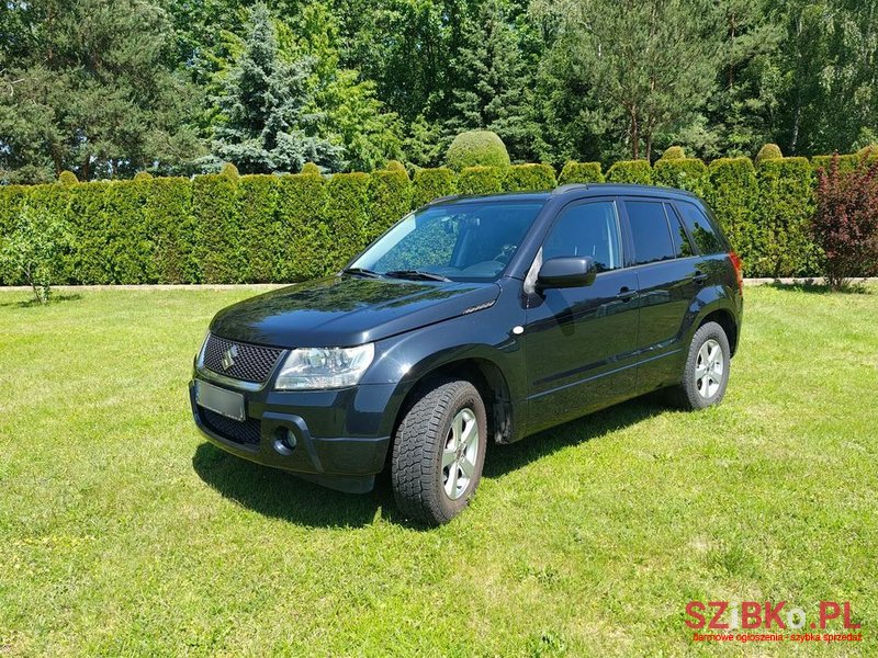 2005' Suzuki Grand Vitara 2.0 photo #1