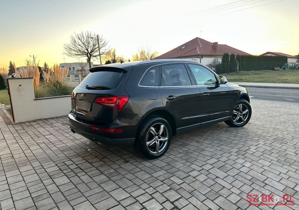 2009' Audi Q5 S Tronic photo #3