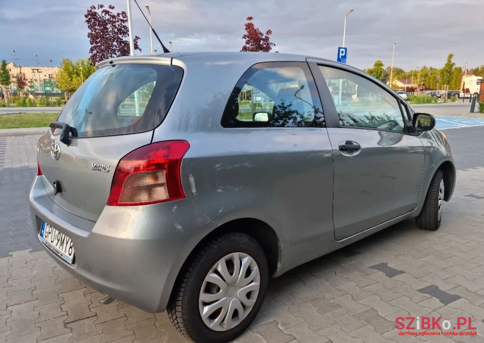 2006' Toyota Yaris photo #5