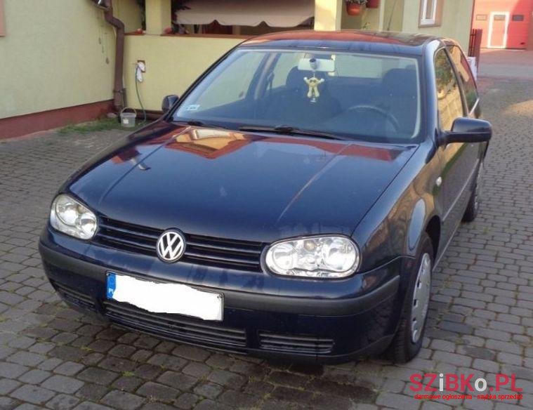 2000' Volkswagen Golf photo #1