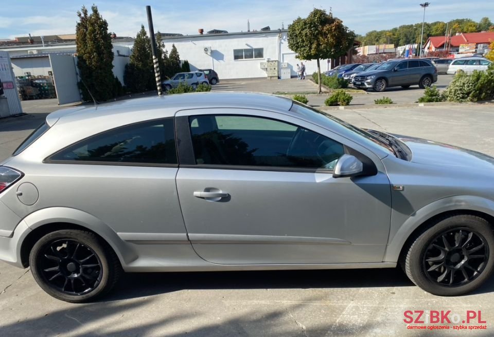 2006' Opel Astra photo #2