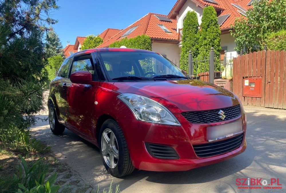 2012' Suzuki Swift 1.2 photo #2