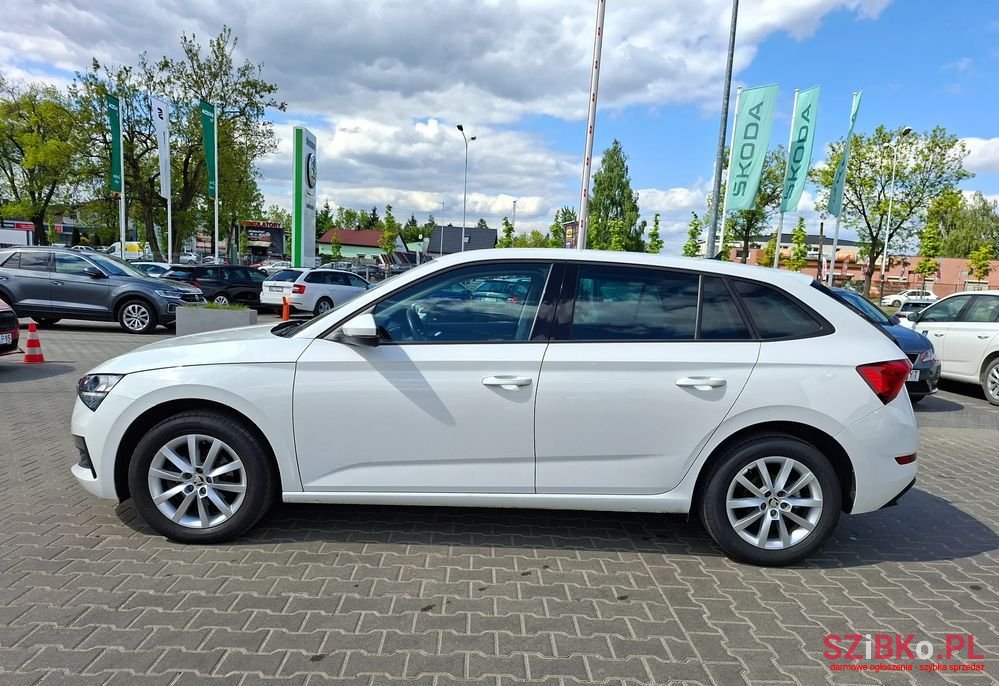 2022' Skoda Scala 1.0 Tsi Ambition photo #5