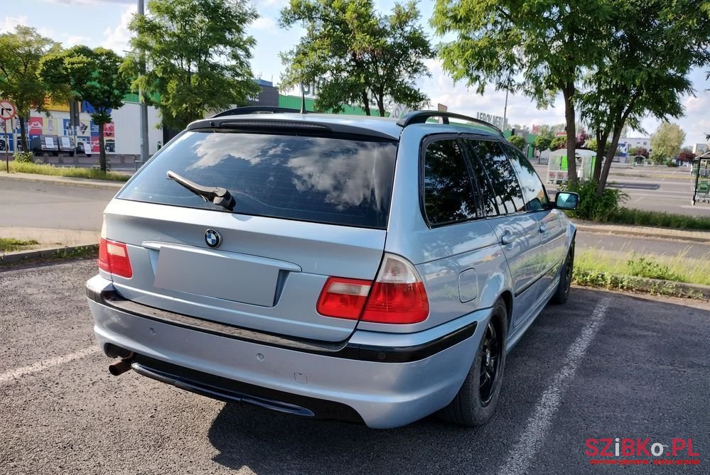 2004' BMW 3 Series 318I photo #5