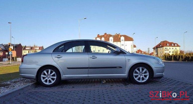 2006' Toyota Avensis photo #1