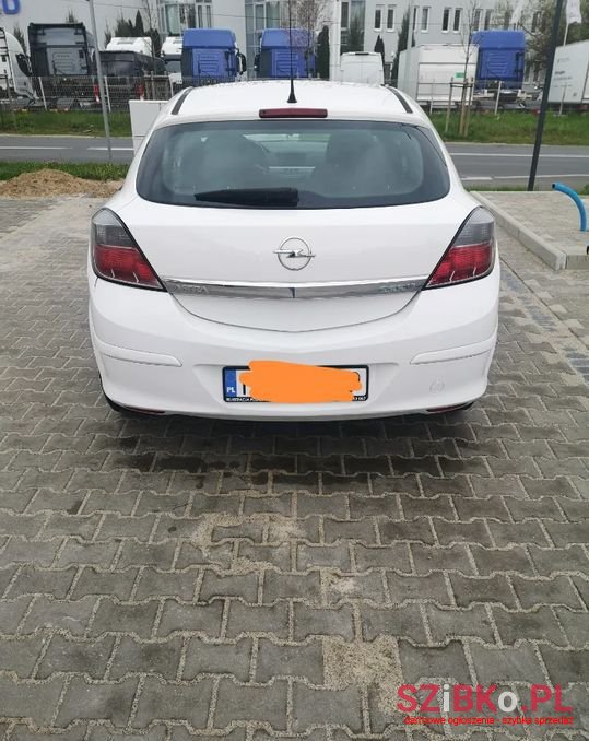 2009' Opel Astra photo #2