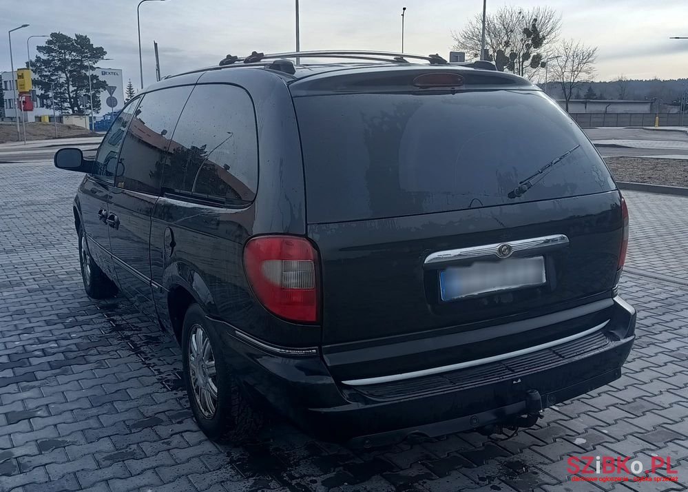 2007' Chrysler Town & Country photo #6