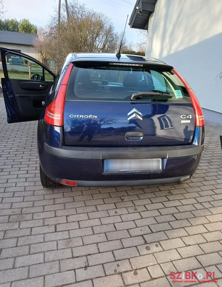 2007' Citroen C4 1.6 16V Confort photo #4