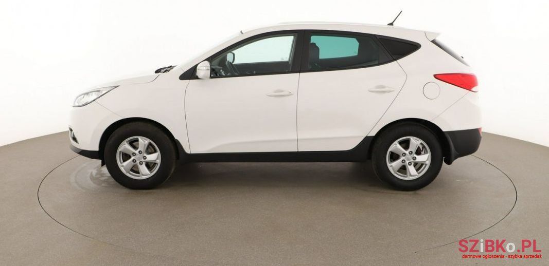 2012' Hyundai ix35 photo #2