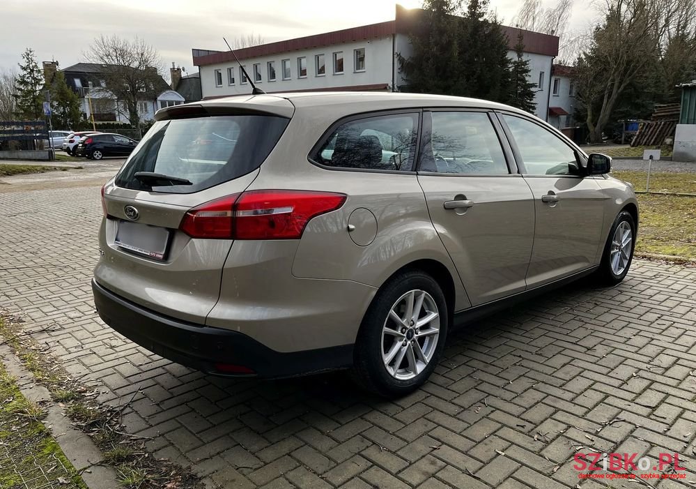 2016' Ford Focus photo #6