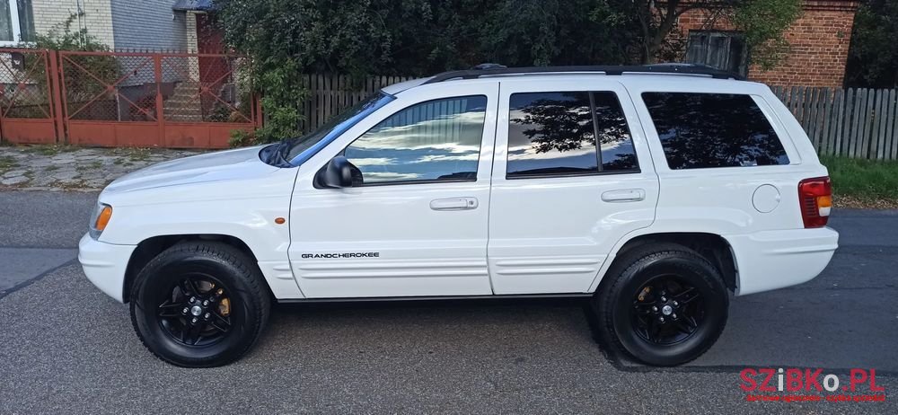 2000' Jeep Grand Cherokee 4.7 Limited photo #2