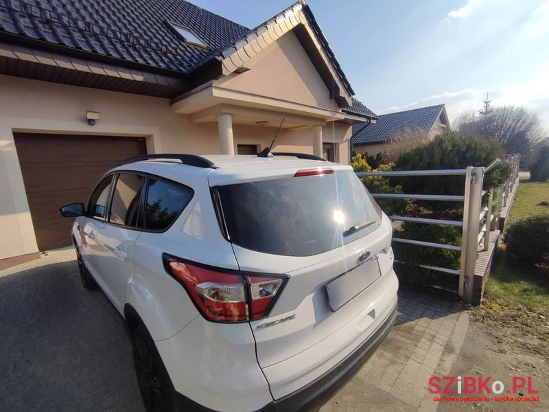 2019' Ford Escape photo #3