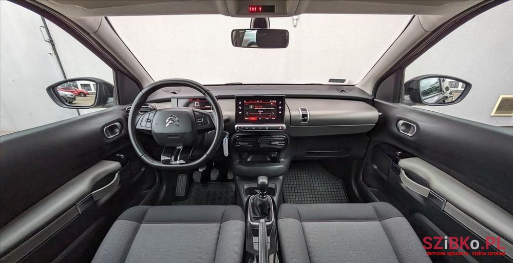 2018' Citroen C4 Cactus photo #3
