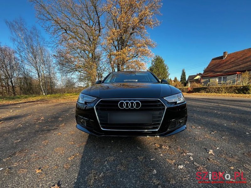 2016' Audi A4 S Tronic photo #2