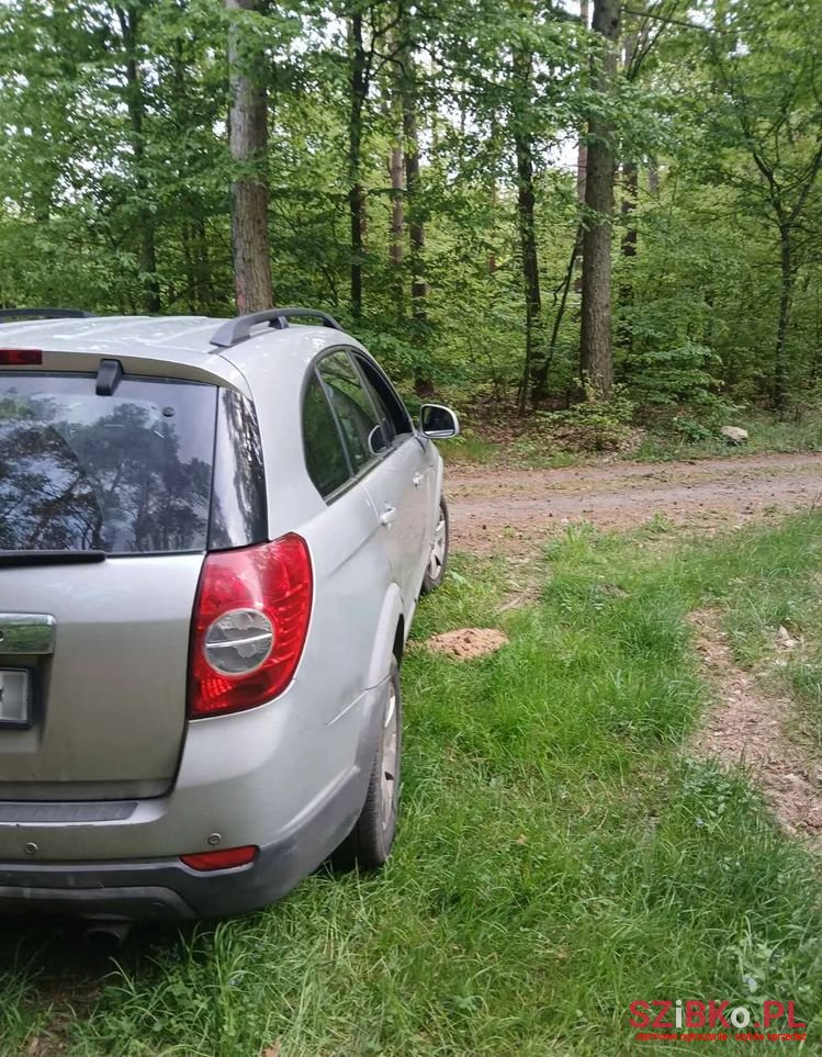 2006' Chevrolet Captiva 2.0 D High photo #3