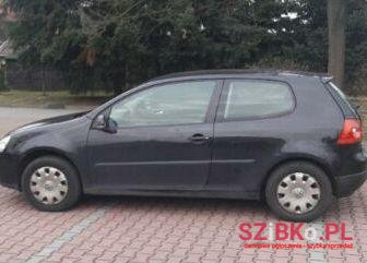 2005' Volkswagen Golf photo #4