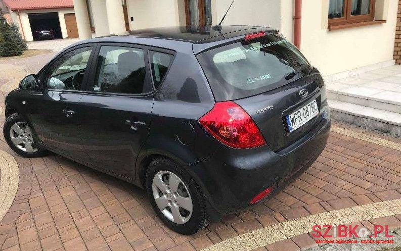 2008' Kia Ceed photo #1