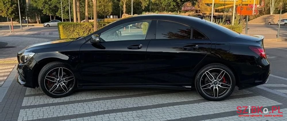 2017' Mercedes-Benz CLA 250 4Matic 7G-Dct photo #3