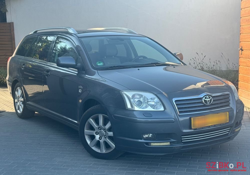 2007' Toyota Avensis photo #1