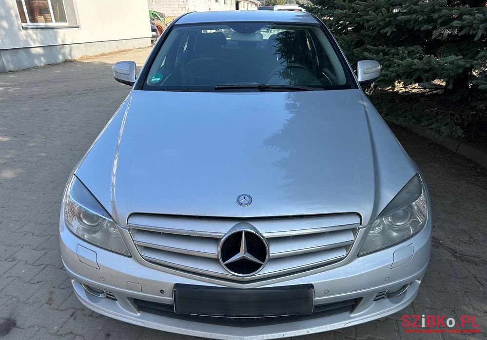 2008' Mercedes-Benz C-Class photo #1