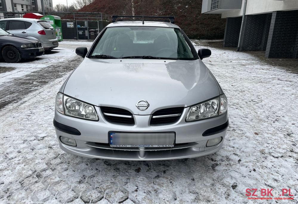 2002' Nissan Almera photo #2