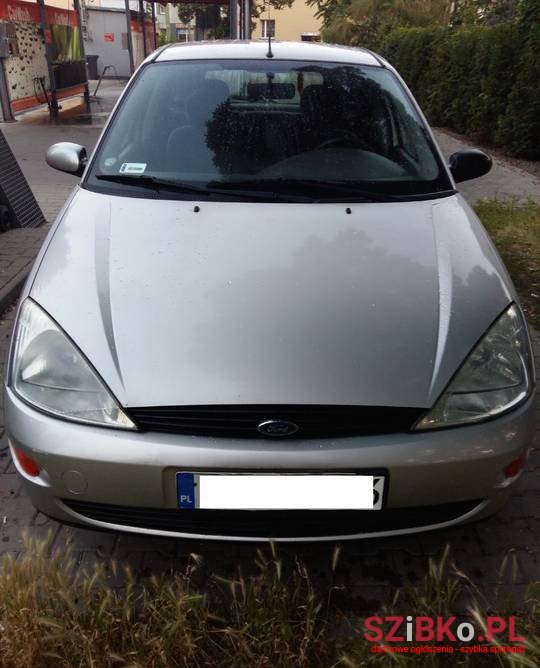 2000' Ford Focus photo #1