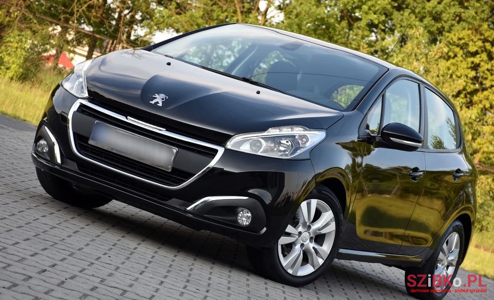 2017' Peugeot 208 photo #1