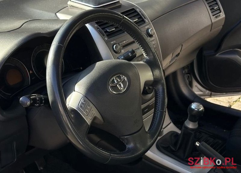 2007' Toyota Corolla 1.6 Vvt-I Luna photo #2