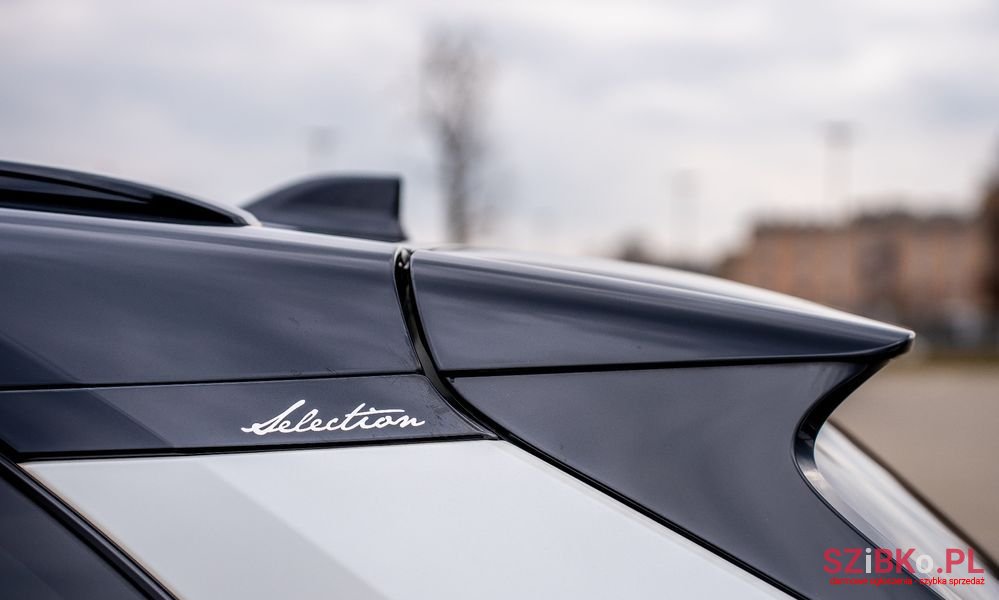 2020' Toyota RAV4 photo #6