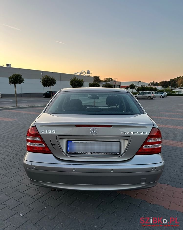 2006' Mercedes-Benz C-Class photo #5