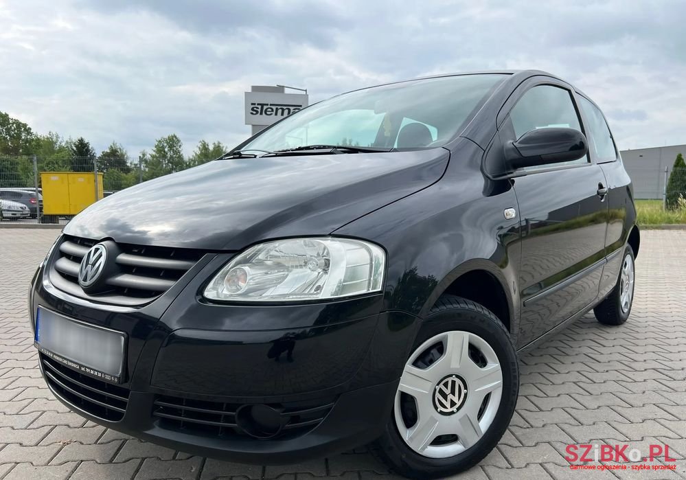 2006' Volkswagen Fox 1.4 Style photo #1