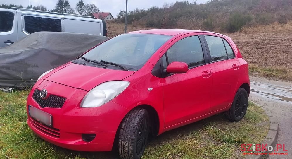 2007' Toyota Yaris photo #1