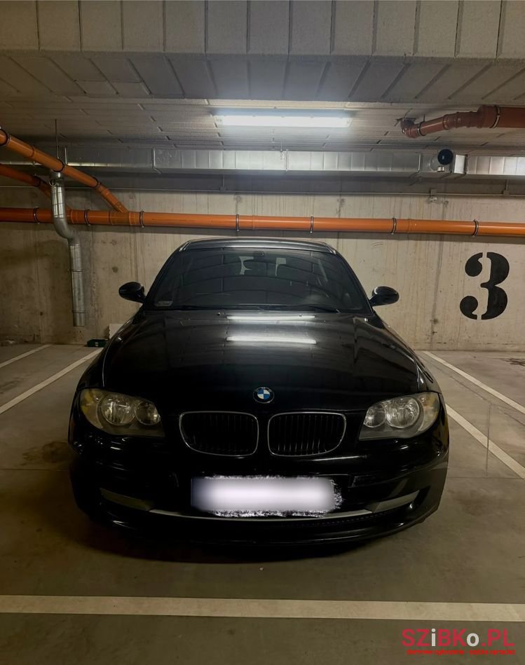 2007' BMW 1 Series 116I photo #1