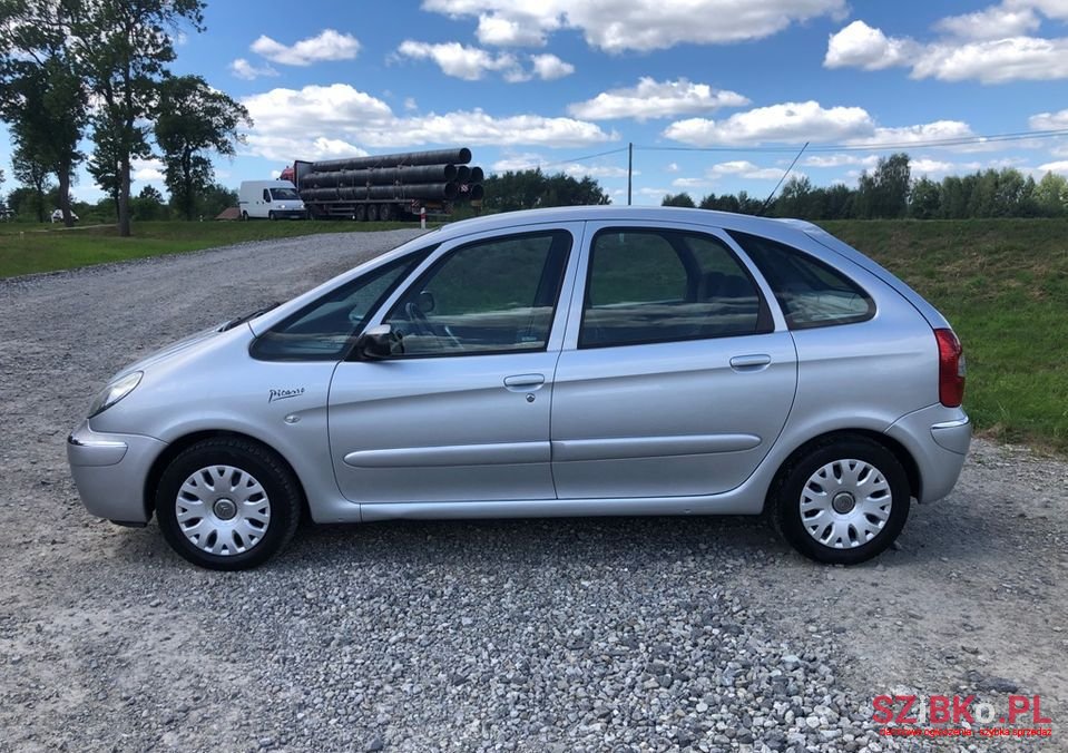 2006' Citroen Xsara Picasso photo #2