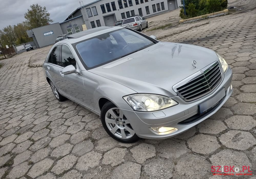 2007' Mercedes-Benz S-Class 320 Cdi 4-Matic photo #3