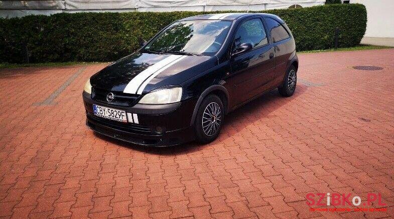 2001' Opel Corsa photo #1