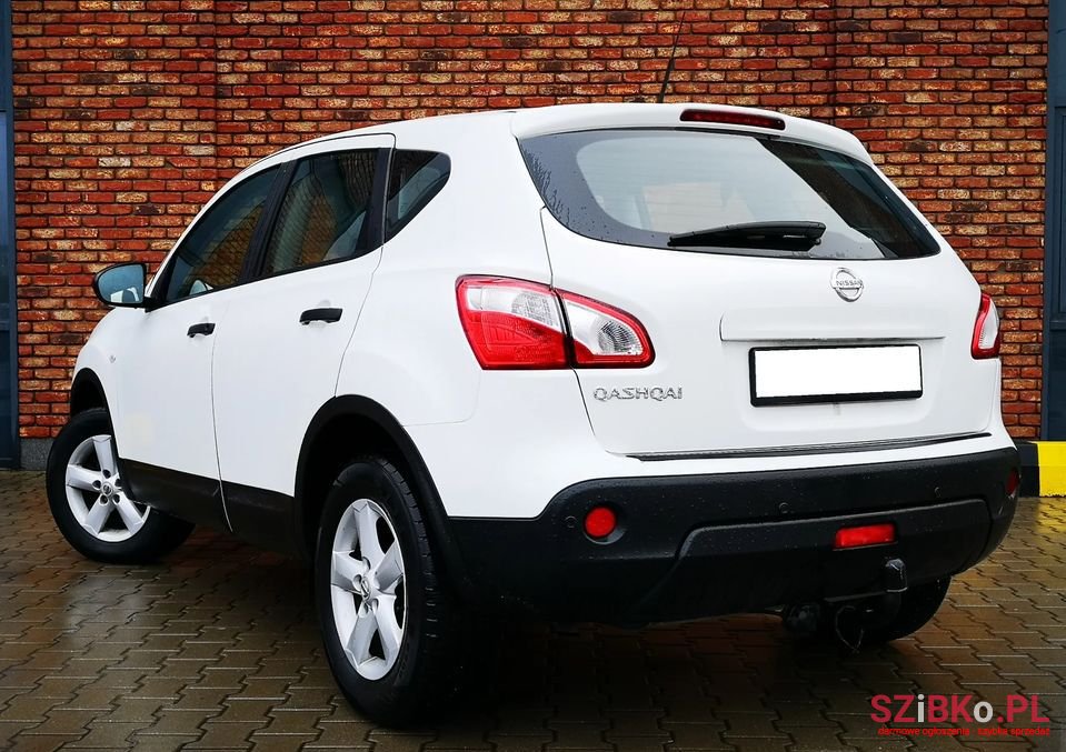 2011' Nissan Qashqai photo #2