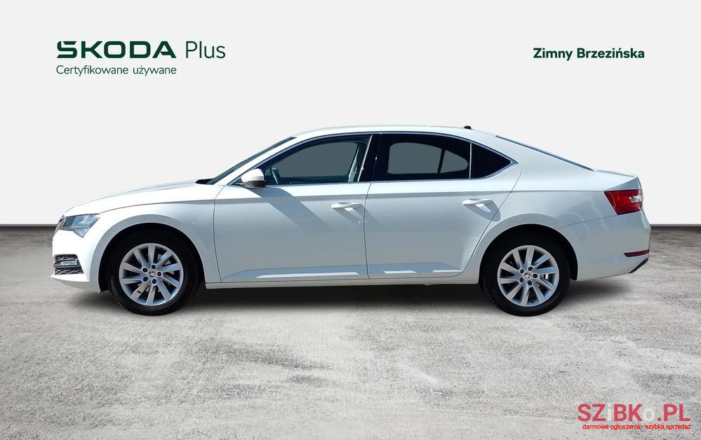 2023' Skoda Superb photo #2