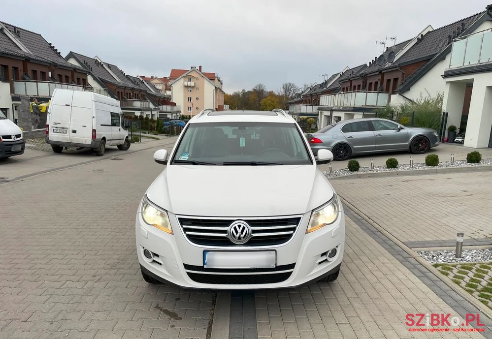 2008' Volkswagen Tiguan photo #5