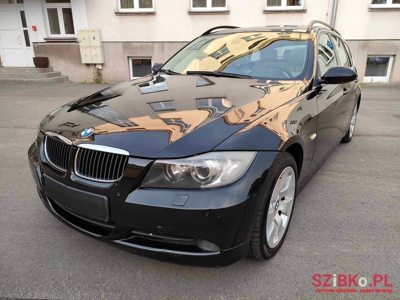 2005' BMW 3 Series photo #1