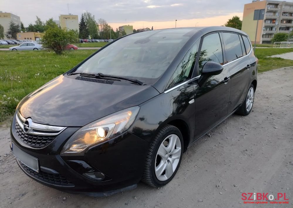 2015' Opel Zafira 1.6 Cdti Cosmo photo #4