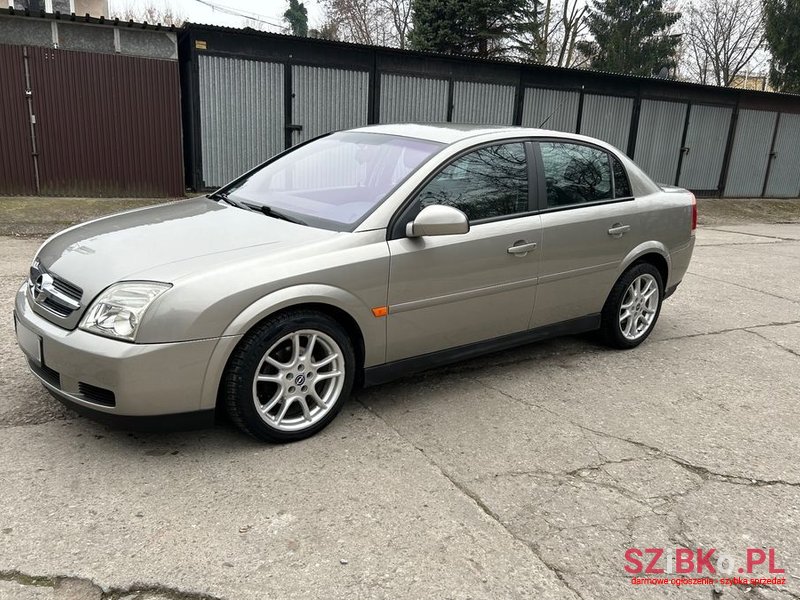2002' Opel Vectra 1.8 Club photo #2