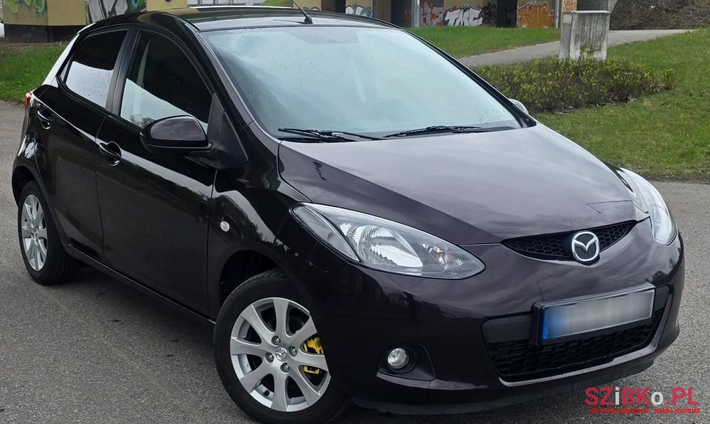 2011' Mazda 2 1.3 Mzr Active photo #2