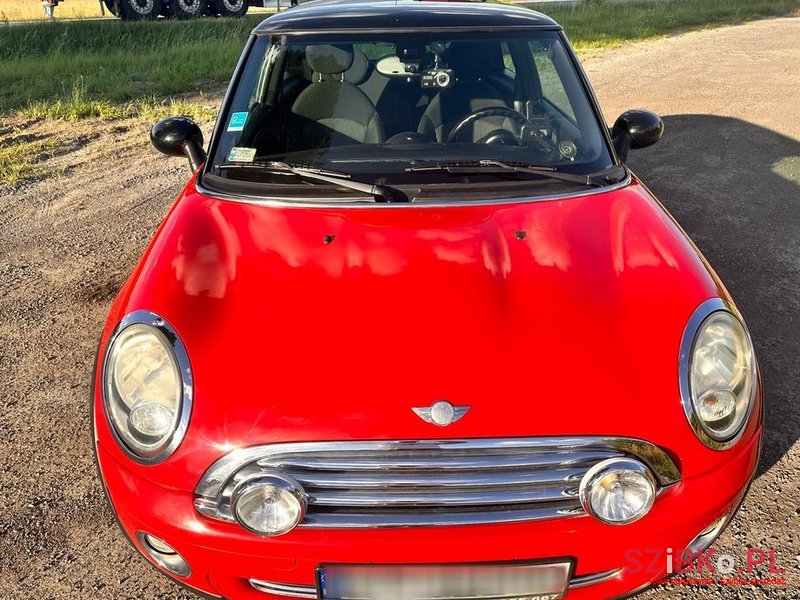 2007' MINI Cooper Standard photo #4