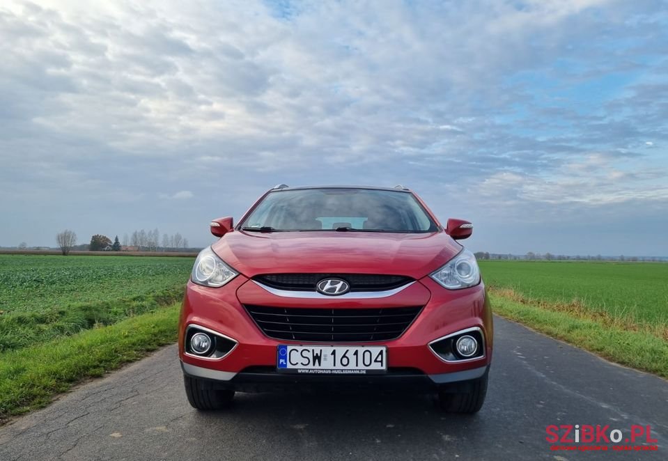 2011' Hyundai ix35 photo #4