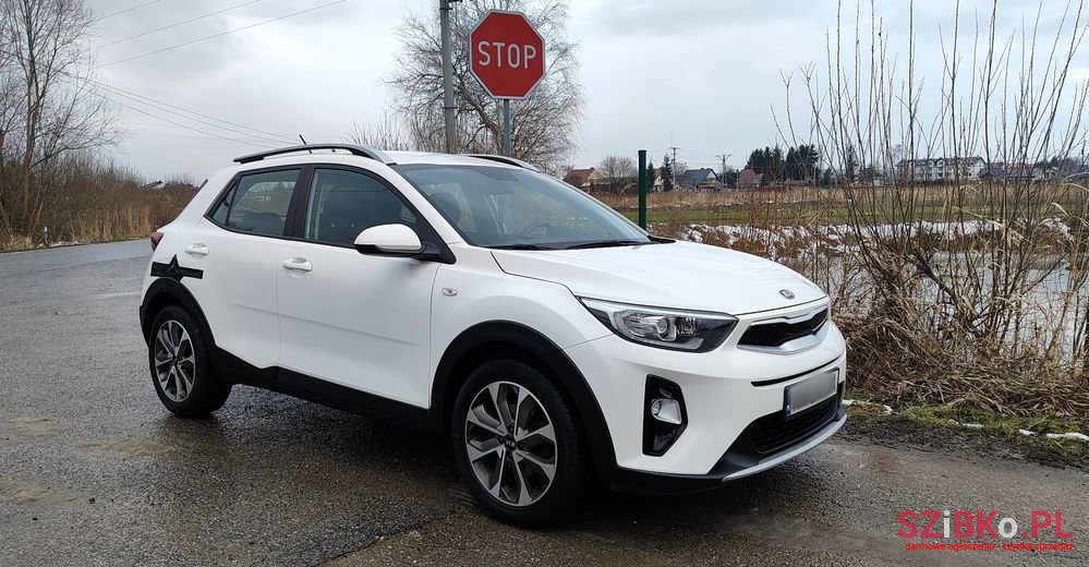 2019' Kia Stonic 1.0 T-Gdi L photo #2
