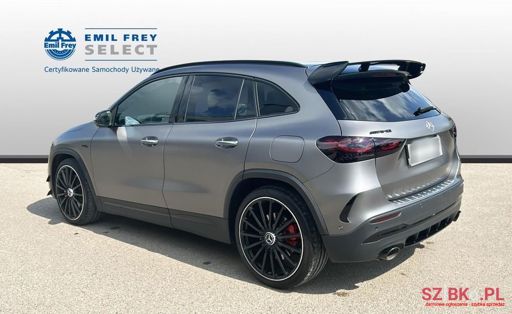 2021' Mercedes-Benz GLA photo #3