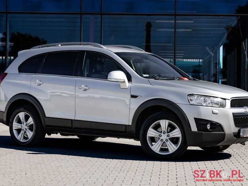 2011' Chevrolet Captiva 2.2 D Lt+ Fwd photo #6