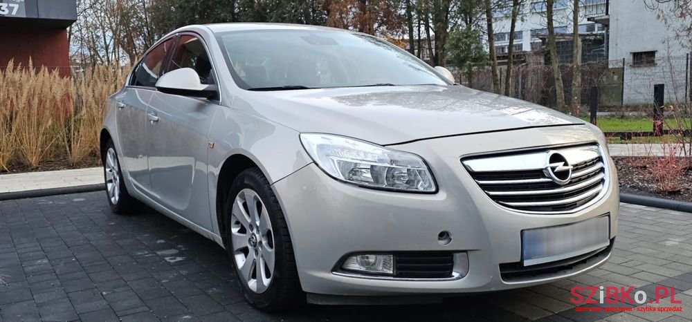 2009' Opel Insignia 1.8 Innovation photo #2